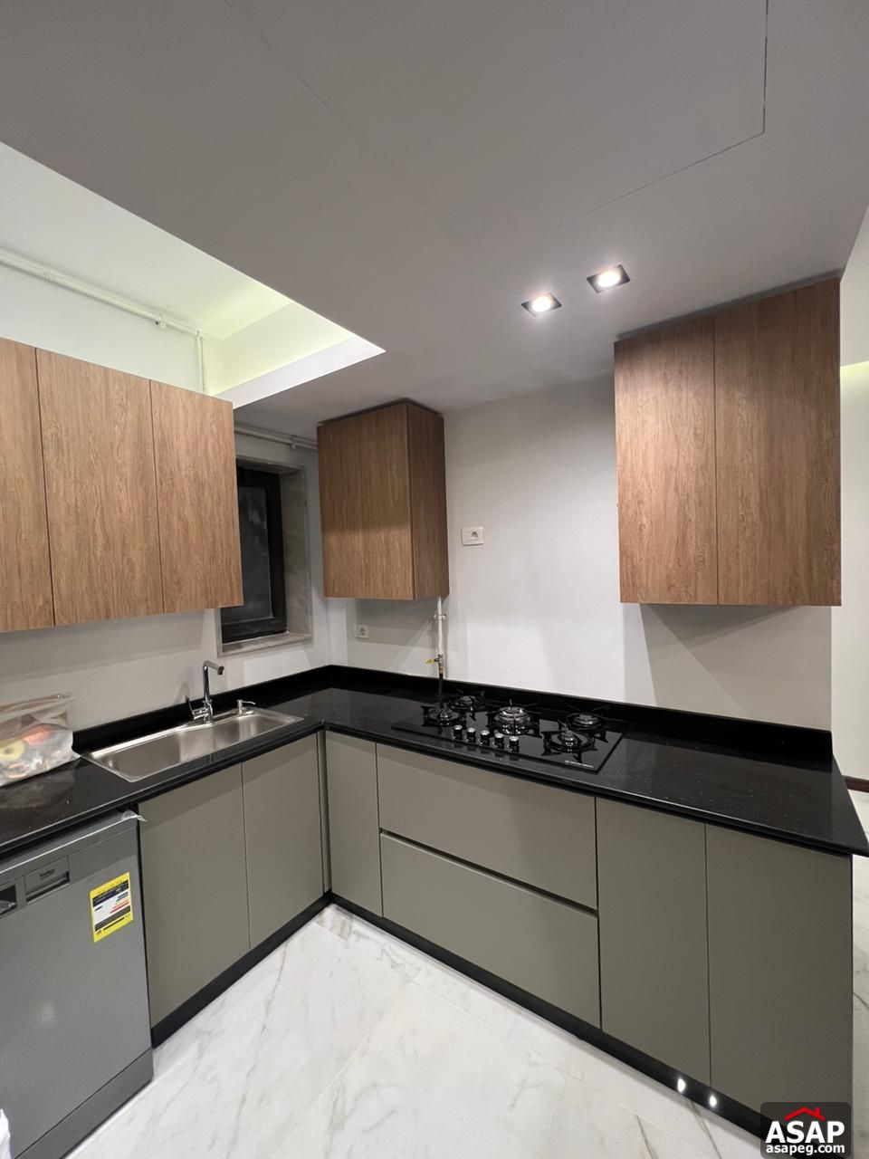 Fully Finished Apartment for Sale in Lake View Residence Fully Finished Apartment for Sale in Lake View Residence