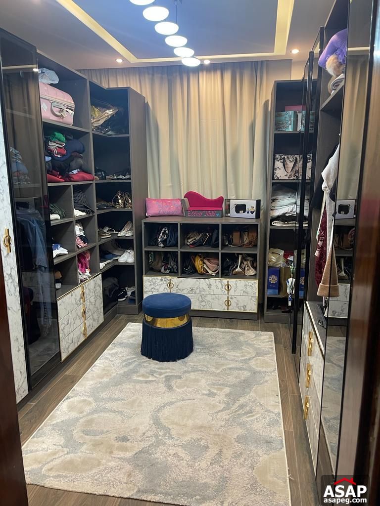 Apartment for Sale in Taj City Compound