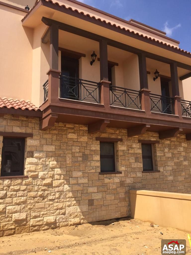 Town House for Sale in Mivida Compound Town House for Sale in Mivida Compound