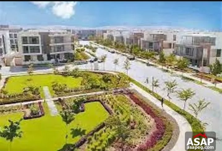 Town House for Sale in Tag Sultan Town House for Sale in Tag Sultan