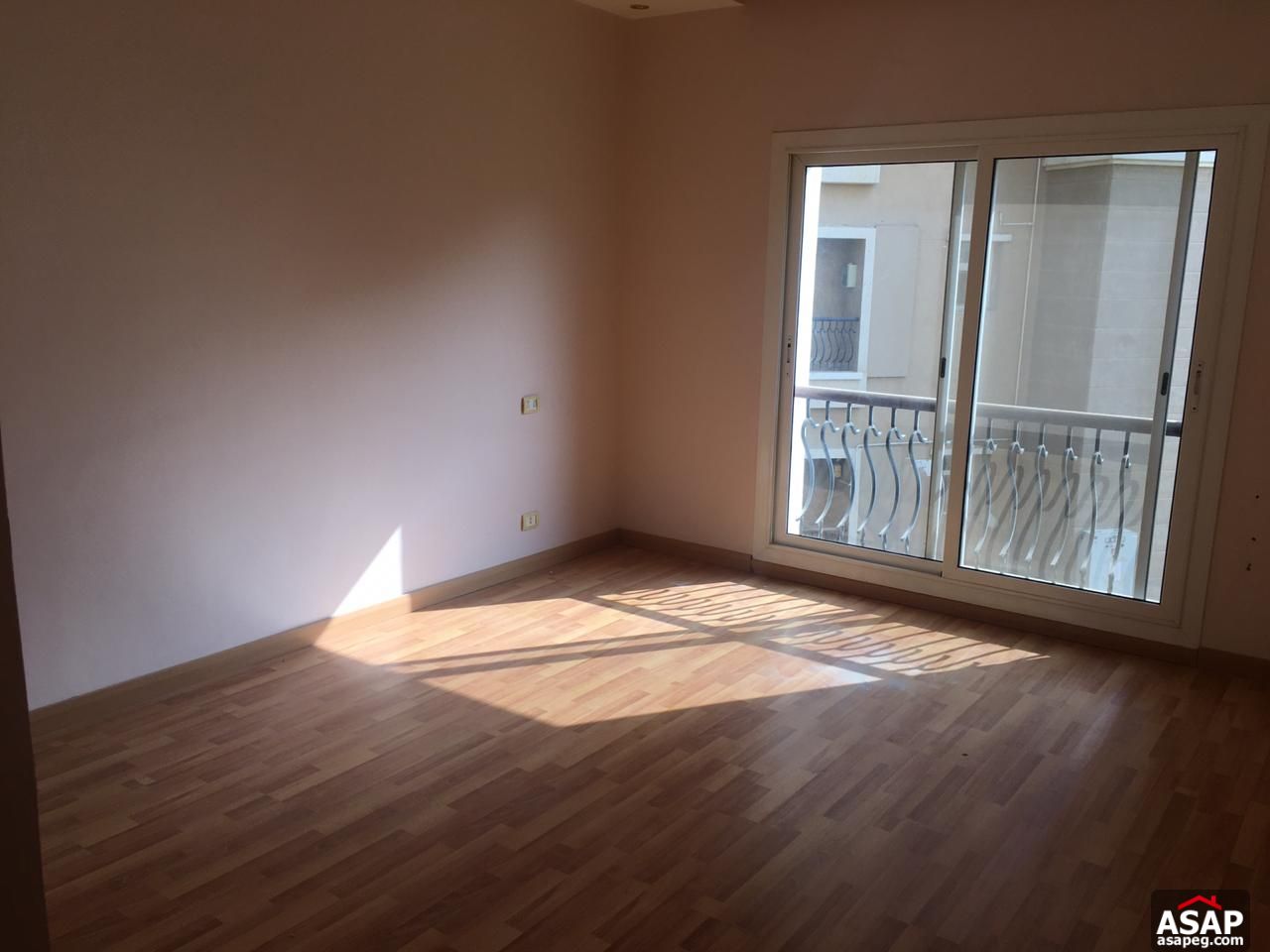 Apartment for Rent in Katameya Plaza Sodic Apartment for Rent in Katameya Plaza Sodic