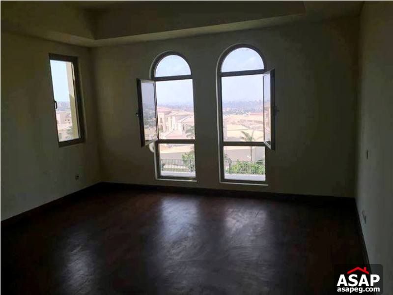 Villa with Big Garden in Uptown Cairo