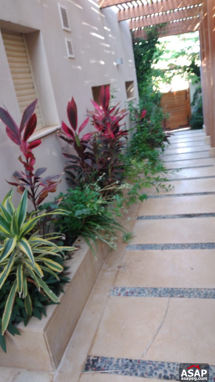 Villa with Golf View for Sale in Hacienda Bay Villa with Golf View for Sale in Hacienda Bay