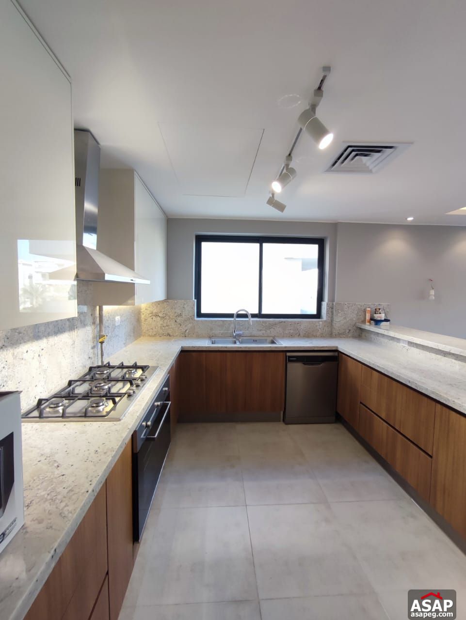 Apartment for Rent in Lake View Residence Apartment for Rent in Lake View Residence