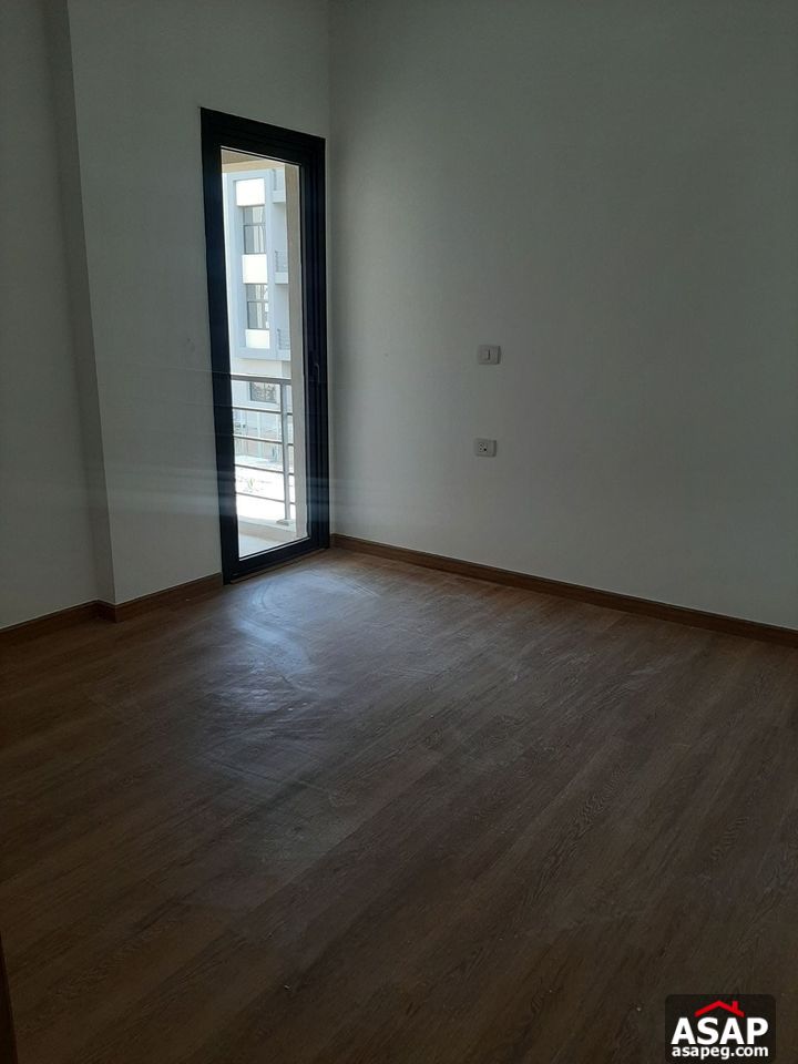 Apartment for Rent in Al Marasem Compound Apartment for Rent in Al Marasem Compound