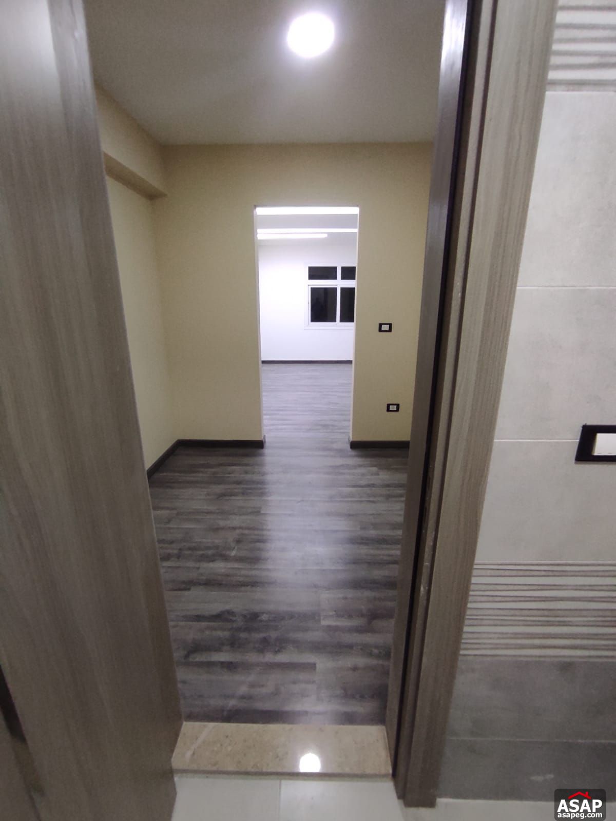 Semi Furnished Apartment for Rent in Hyde Park