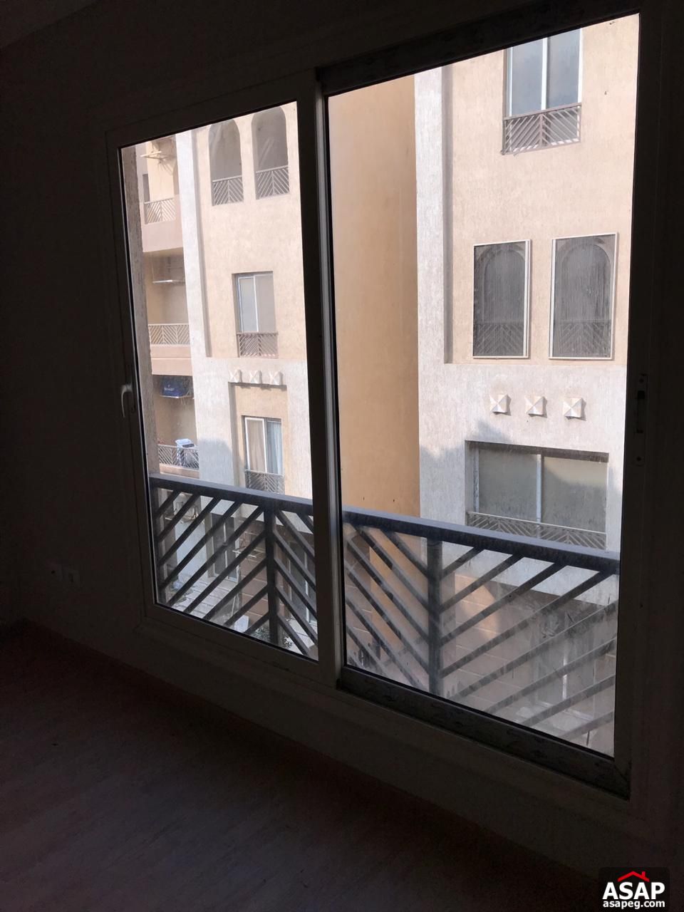 Apartment with Kitchen for Sale in Highland Park Compound Apartment with Kitchen for Sale in Highland Park Compound