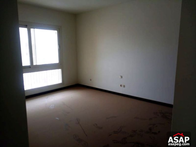 Duplex with Garden for Rent in Uptown Cairo Duplex with Garden for Rent in Uptown Cairo