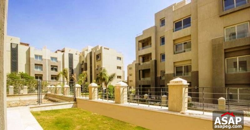 Studio with Garden for Rent in the Village Studio with Garden for Rent in the Village