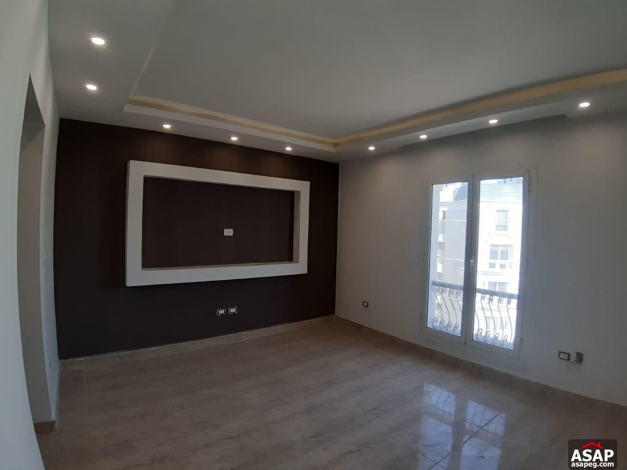 Villa for Rent in Hyde Park