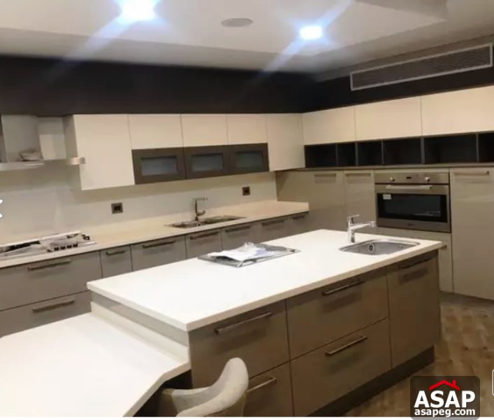 Villa with Pool in Lake View Villa with Pool in Lake View