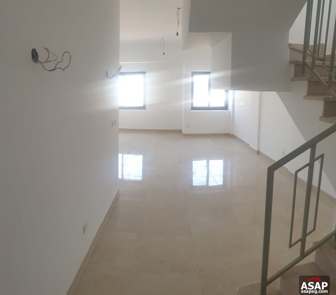 Penthouse for Rent in Fifth Square Penthouse for Rent in Fifth Square