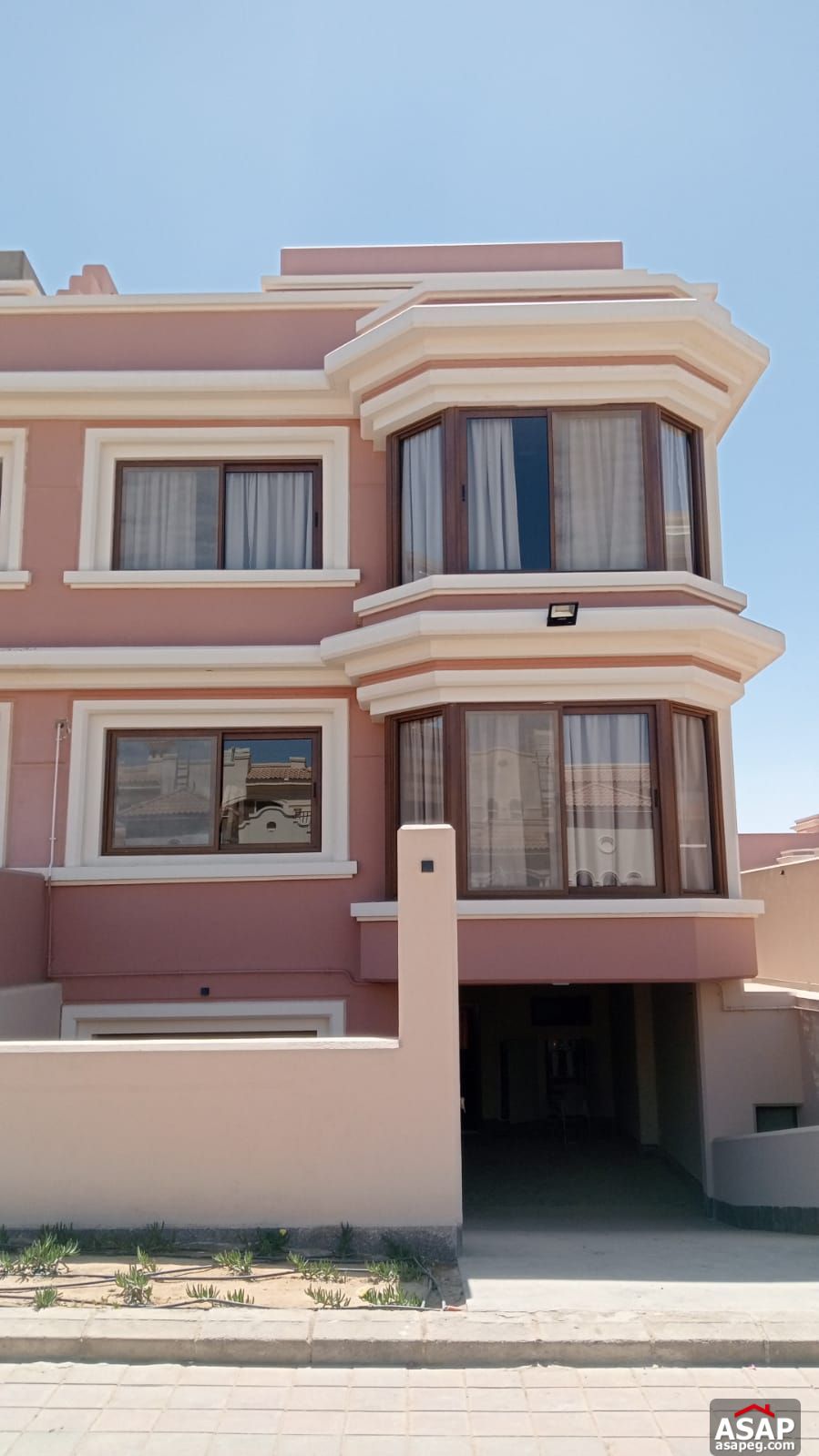 Twin House for Sale in Top View Compound Twin House for Sale in Top View Compound