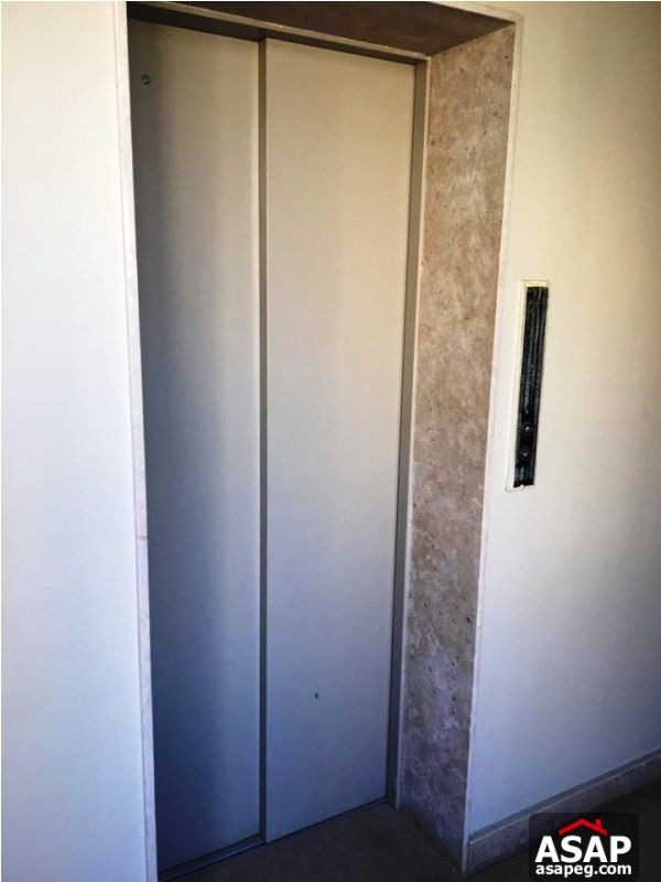 Apartment for Sale in Village Gate Apartment for Sale in Village Gate