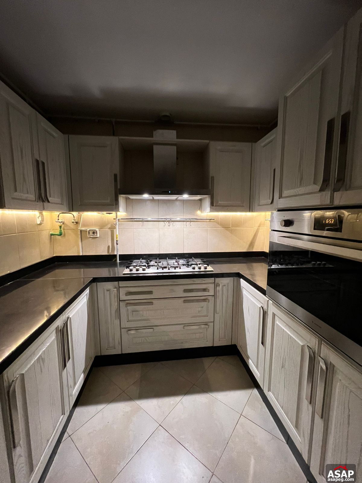 Furnished Apartment for Rent in Hyde Park