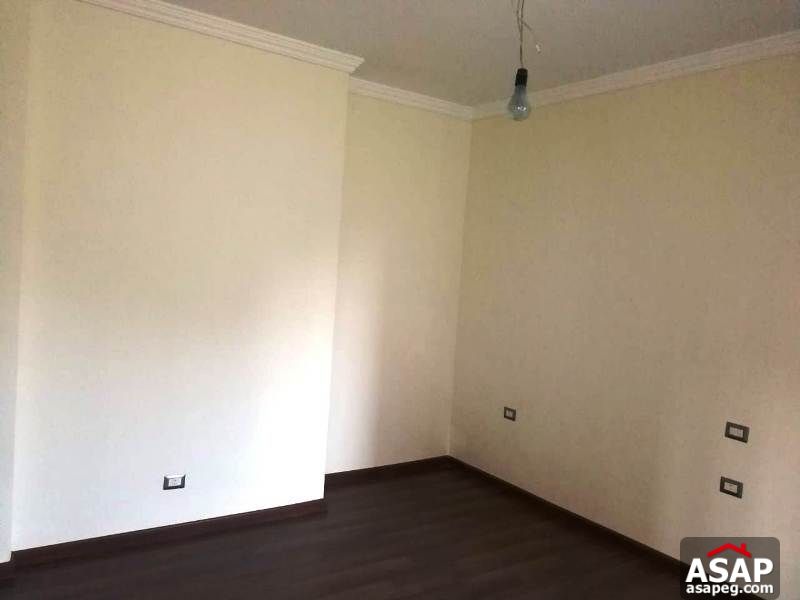 Apartment with Garden for Rent in Village Gate Apartment with Garden for Rent in Village Gate