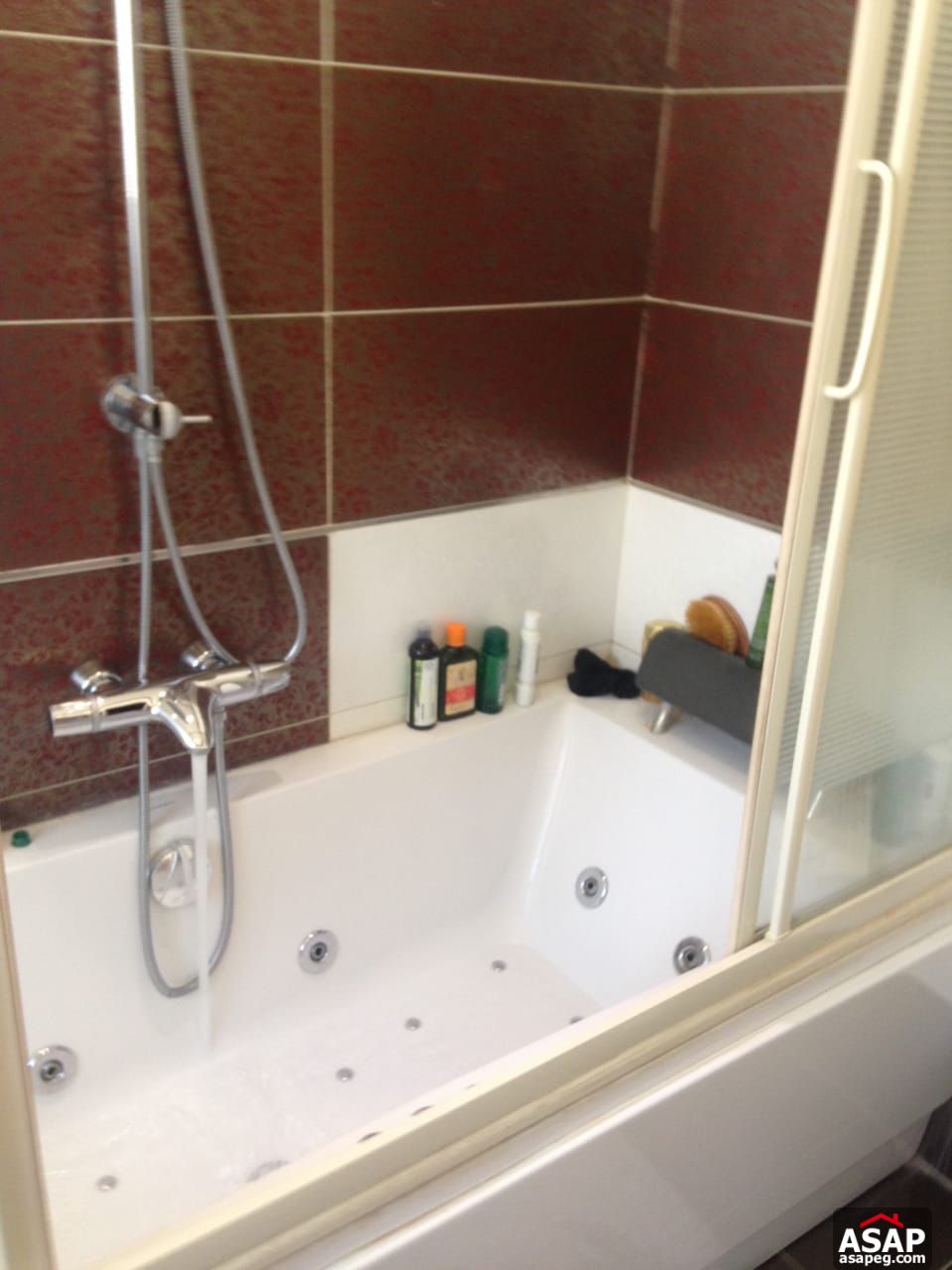 Villa with Pool for Rent in Al Shouifat Villa with Pool for Rent in Al Shouifat