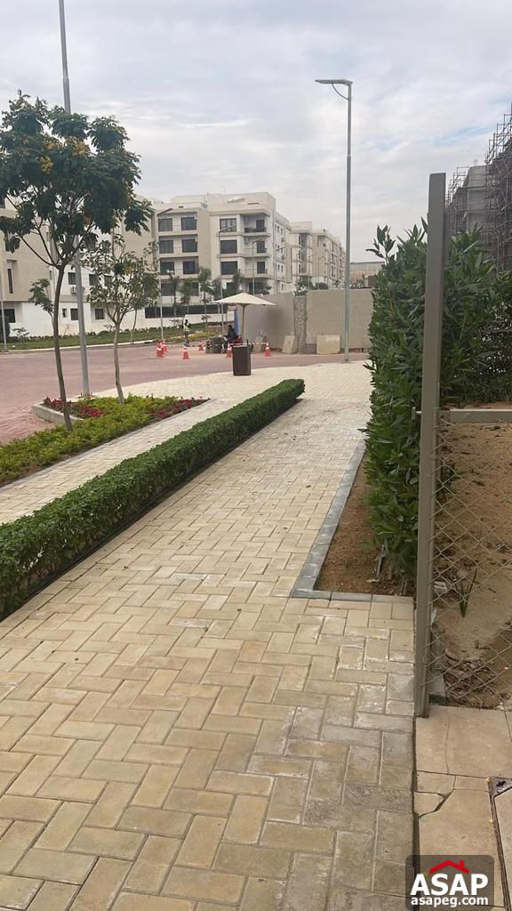 Apartment for Sale in Fifth Square