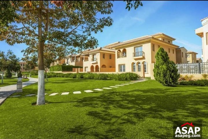 Town House Corner for Sale in Hyde Park Town House Corner for Sale in Hyde Park