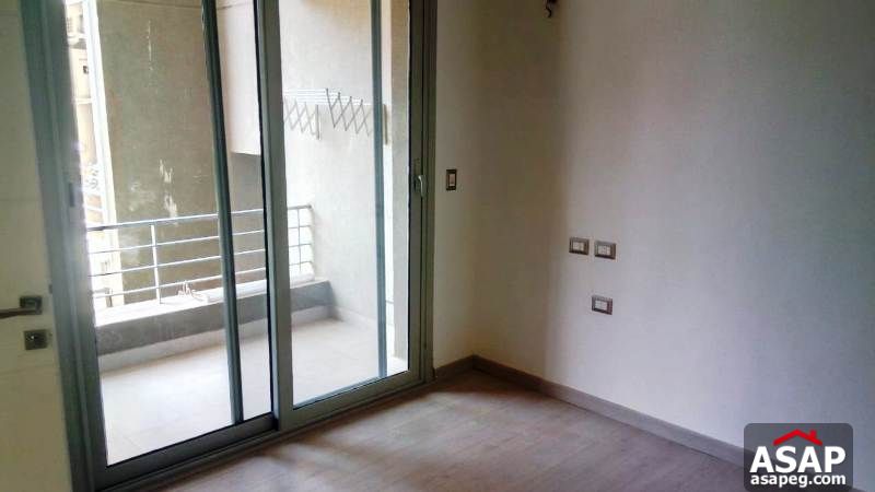Duplex with Garden for Rent in Village Gate Duplex with Garden for Rent in Village Gate