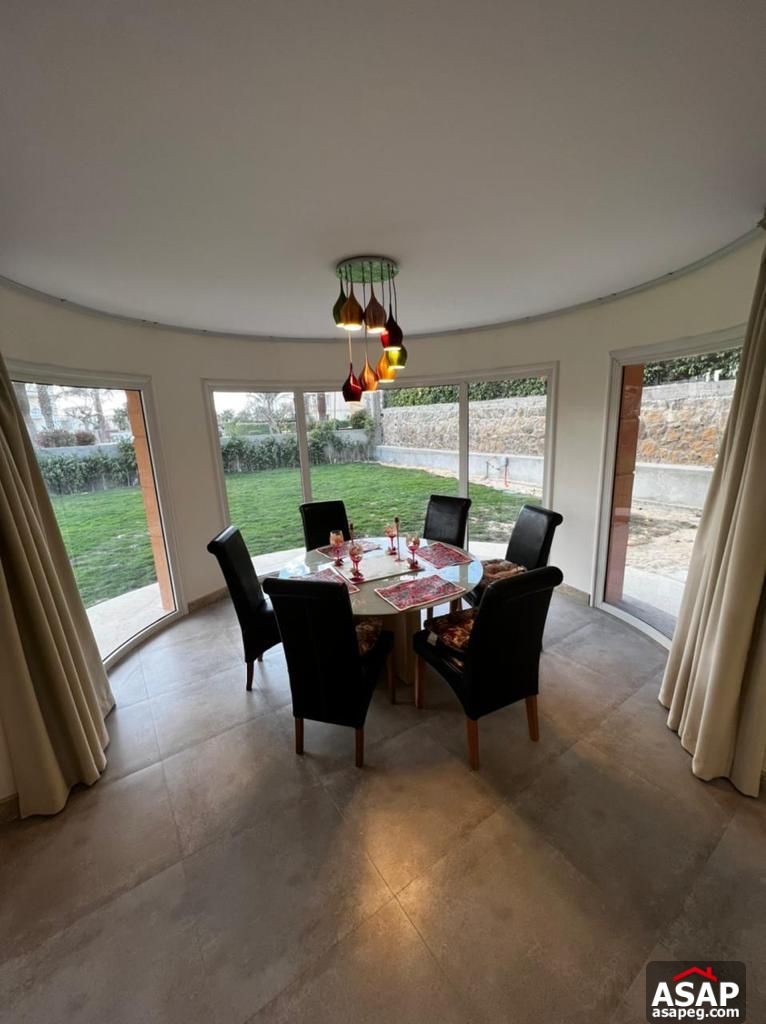 Villa for Rent in Marina City Compound