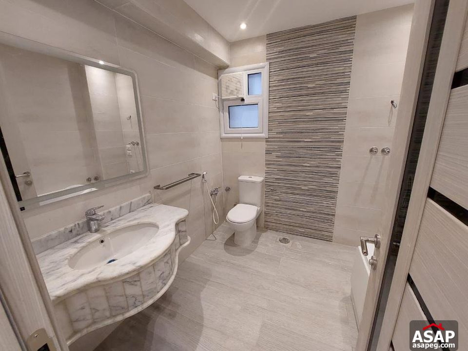 Apartment for Rent in Galleria Moon Valley