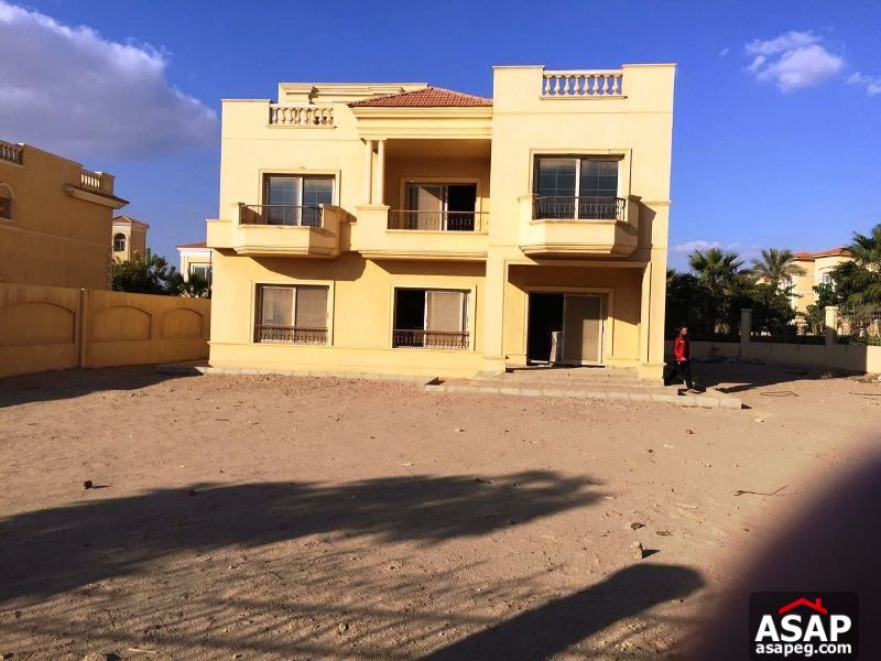 Villa for Sale in Fountain Park Villa for Sale in Fountain Park