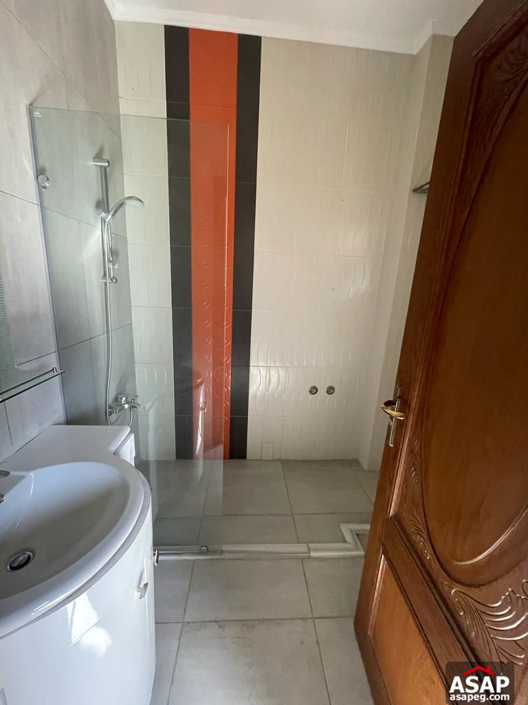 Stand Alone with Swimming Pool for Rent in Katameya Heights