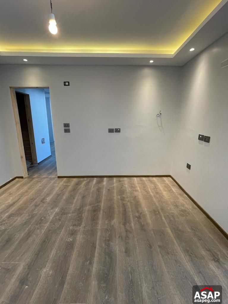 Finished Apartment for Sale in Hyde Park Finished Apartment for Sale in Hyde Park