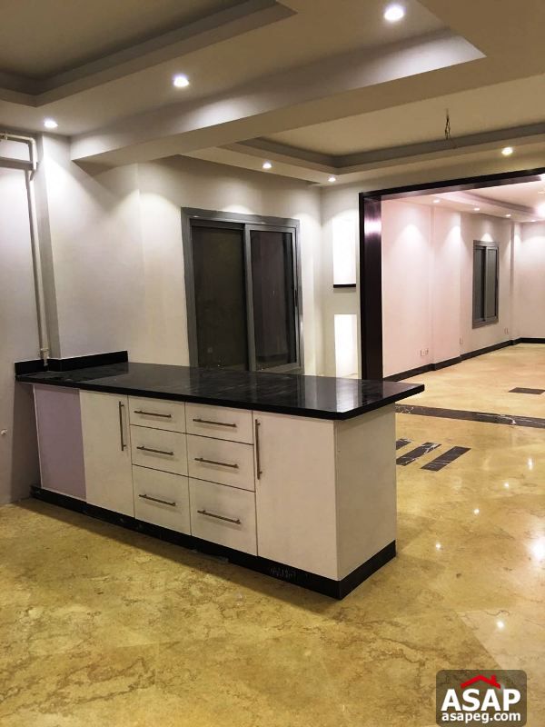 Roof for Rent in West Arabella Roof for Rent in West Arabella