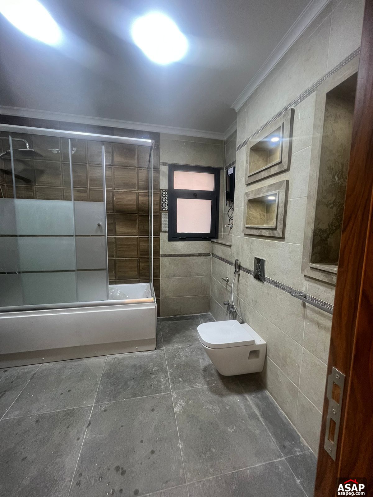 Rent Apartment in Eastown Compound