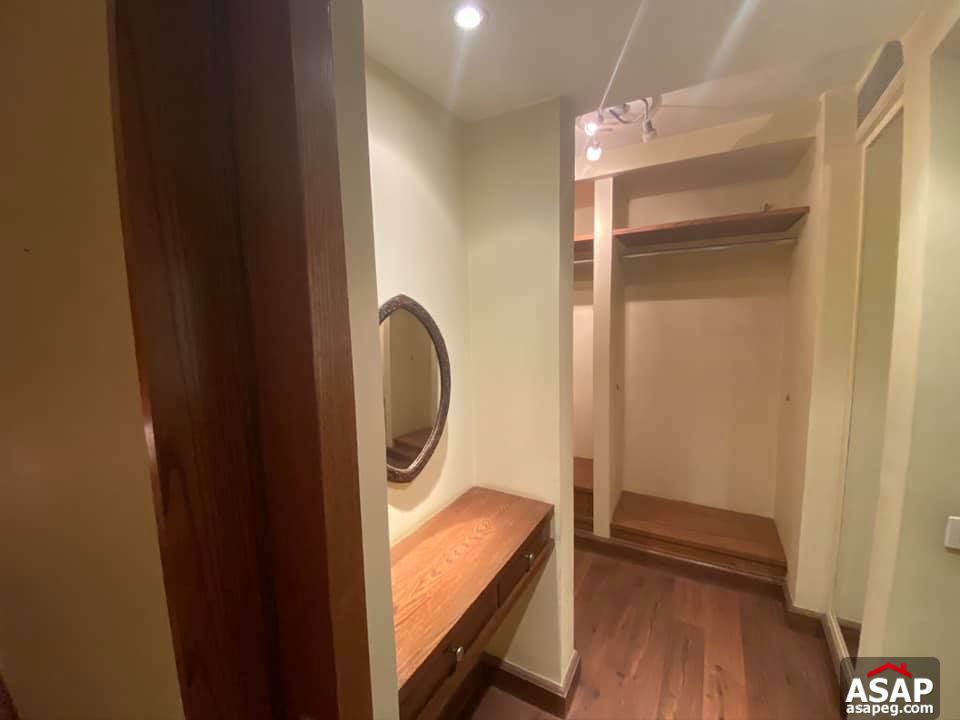 Furnished Flat with Nile View in Zamalek