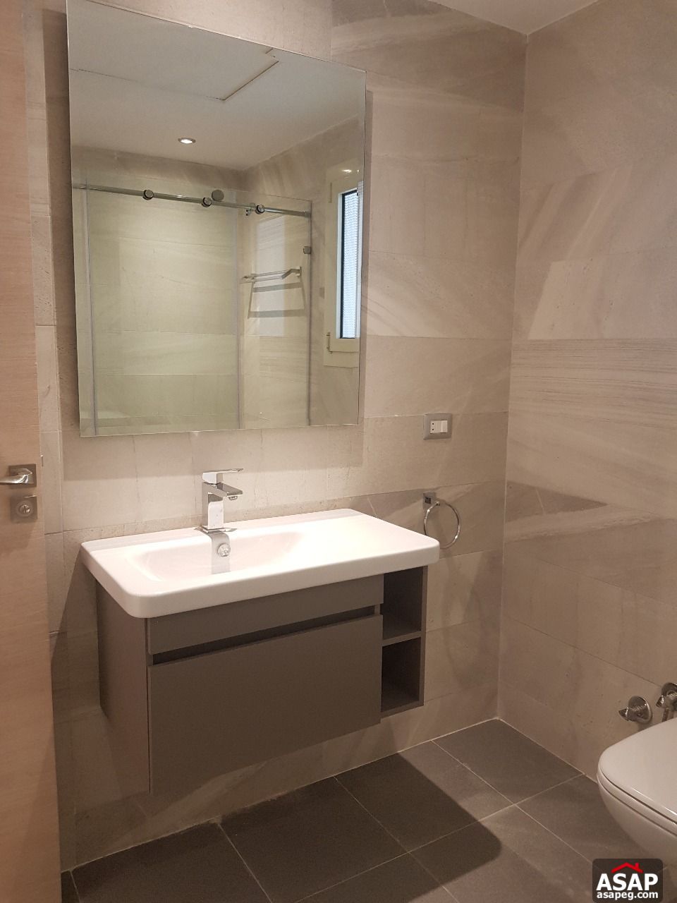 Furnished Basement for Rent in Lake View Furnished Basement for Rent in Lake View