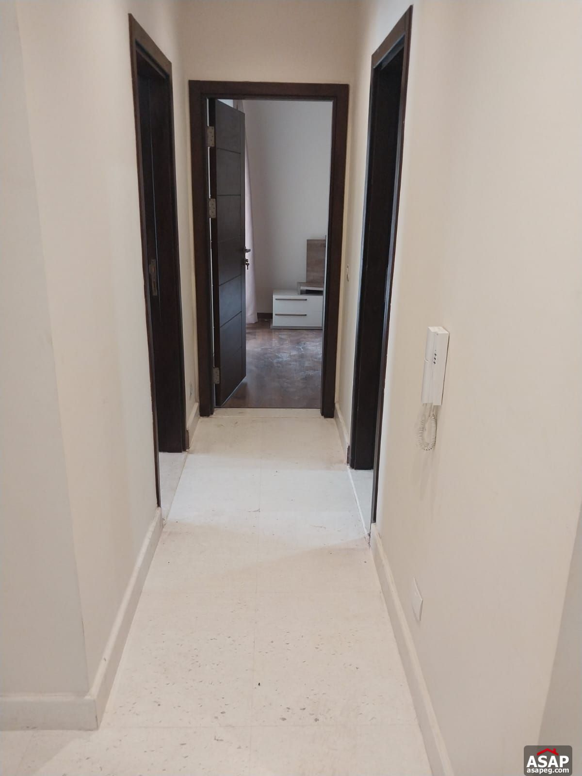 Furnished Apartment for Rent in 90 Avenue