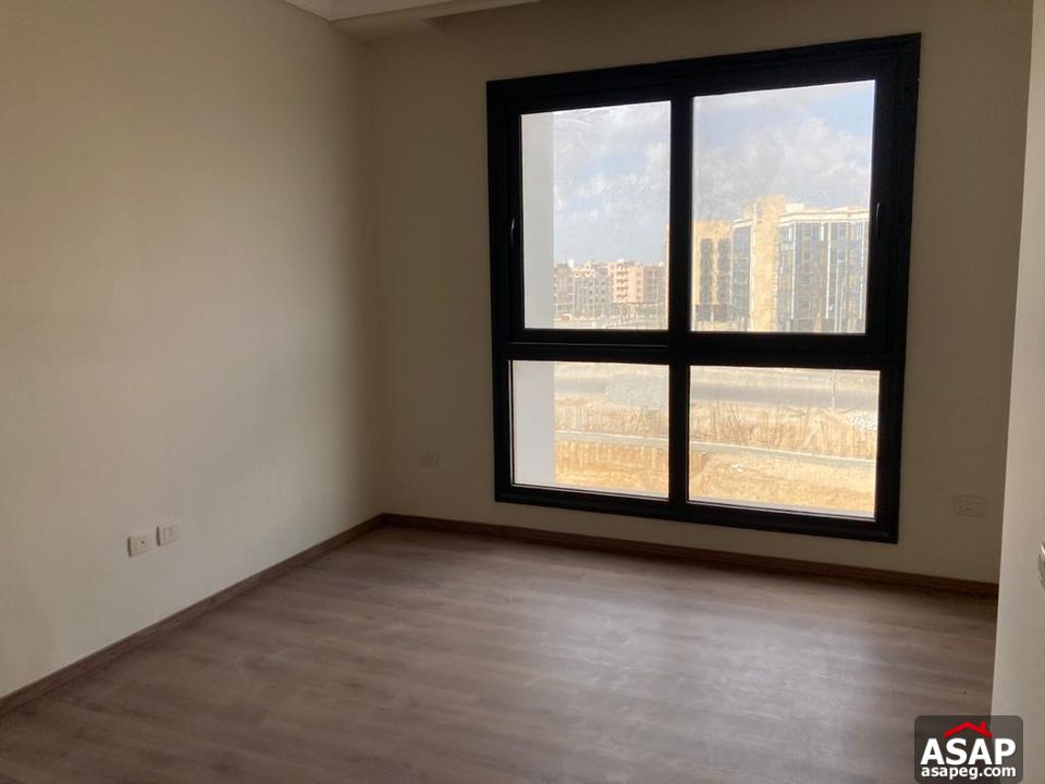 Apartment for Rent in Patio 7 Compound