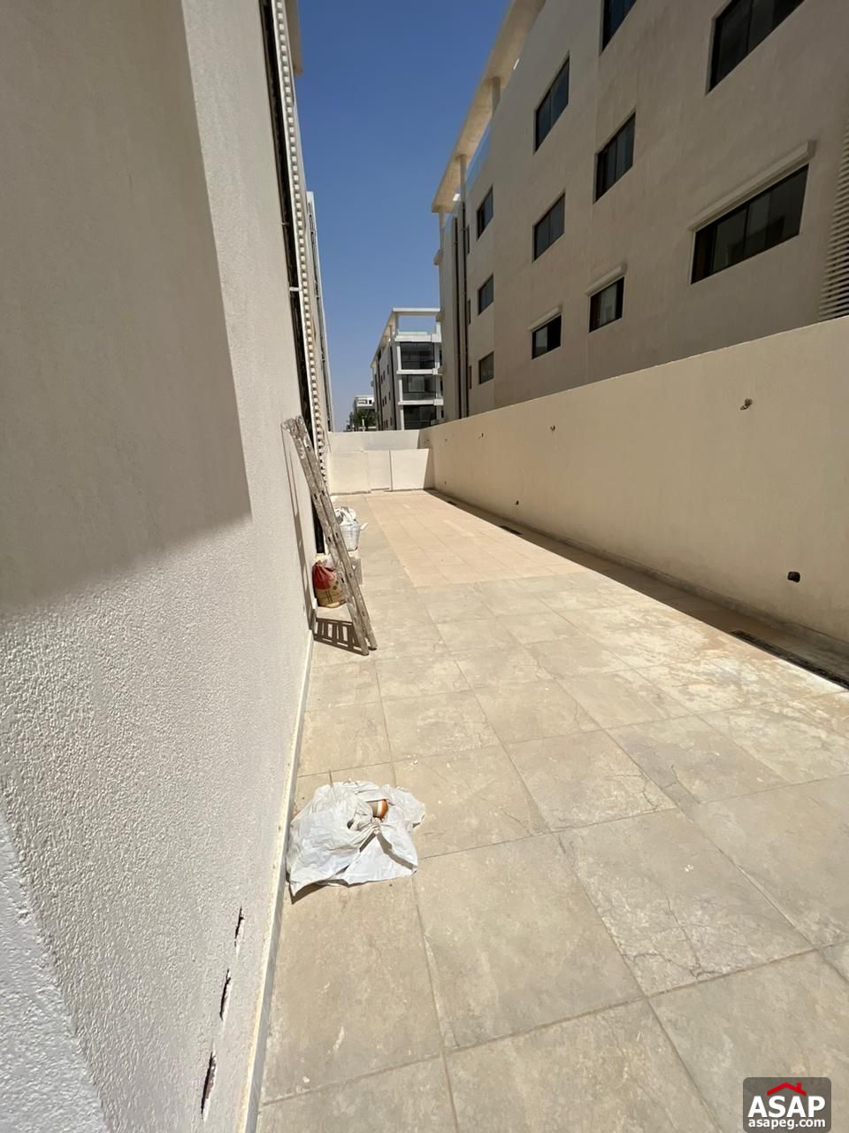 Ground Floor with Pool in Lake View Residence Ground Floor with Pool in Lake View Residence