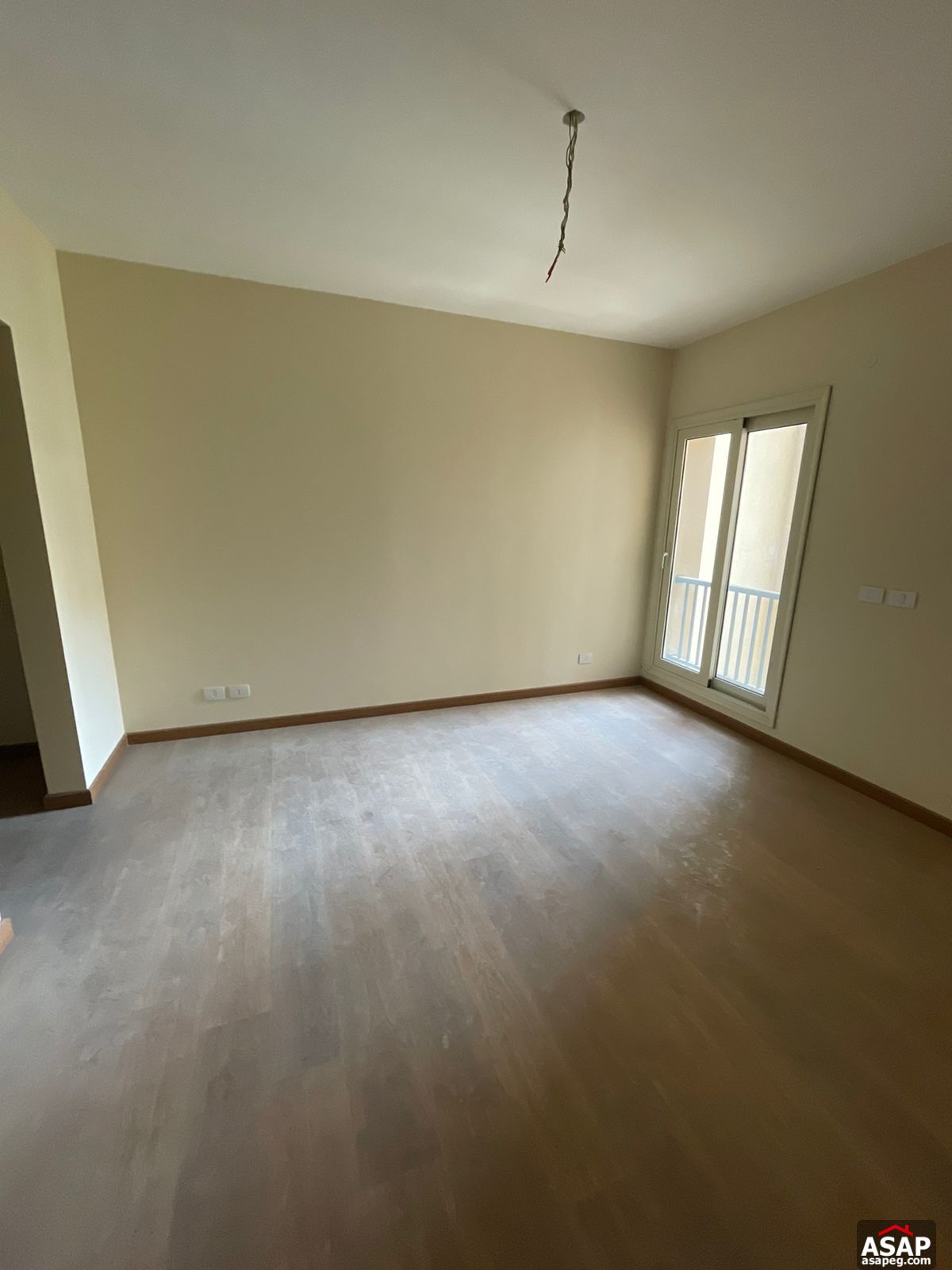 Ground Floor for Sale in 90 Avenue Ground Floor for Sale in 90 Avenue