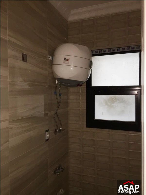 Flat for Rent in Eastown Flat for Rent in Eastown