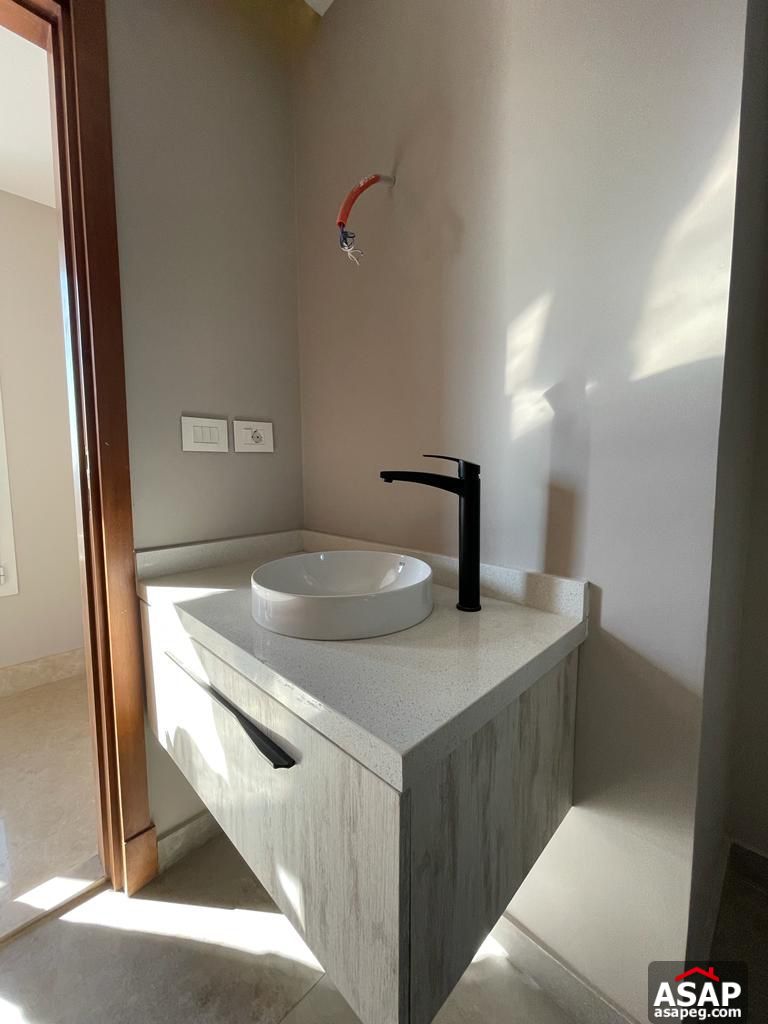 Triplex for Rent in Eastown Sodic Triplex for Rent in Eastown Sodic