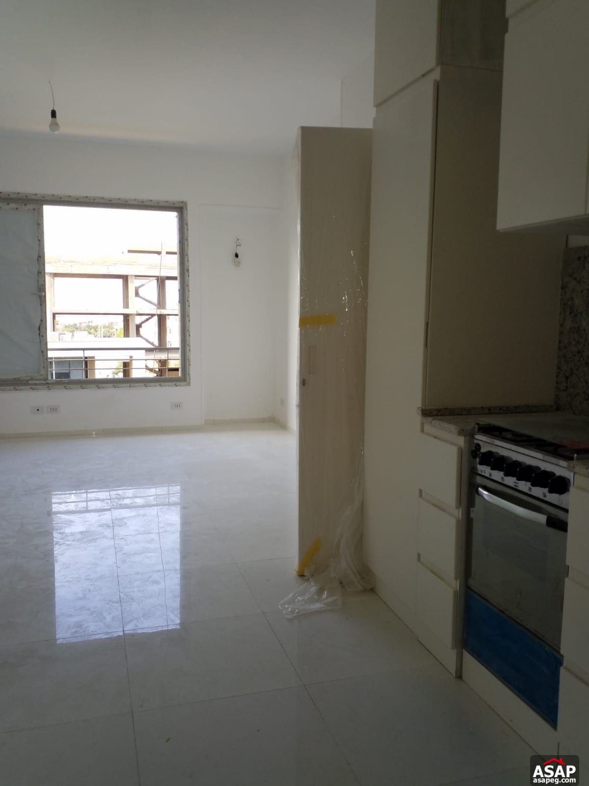 Apartment for Sale in Village Gate Compound