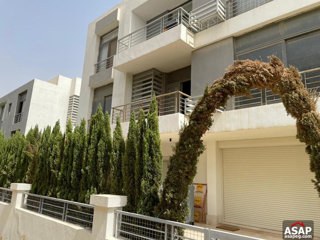 Apartment for Sale in Taj Sultan Compound Apartment for Sale in Taj Sultan Compound