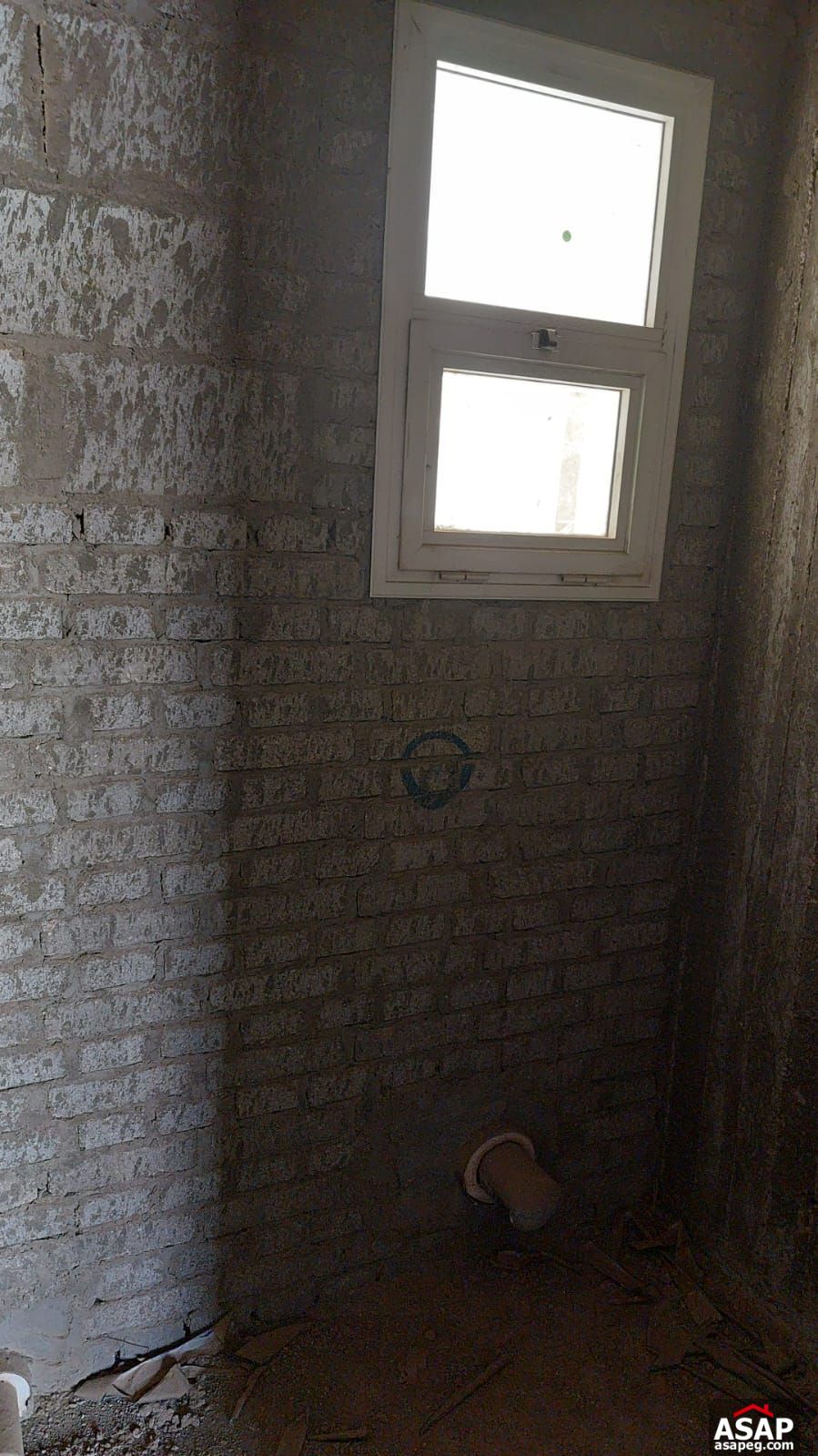 Studio for Sale in Hyde Park Compound Studio for Sale in Hyde Park Compound