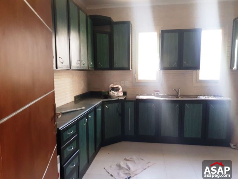 Villa for Rent in Sheikh Zayed