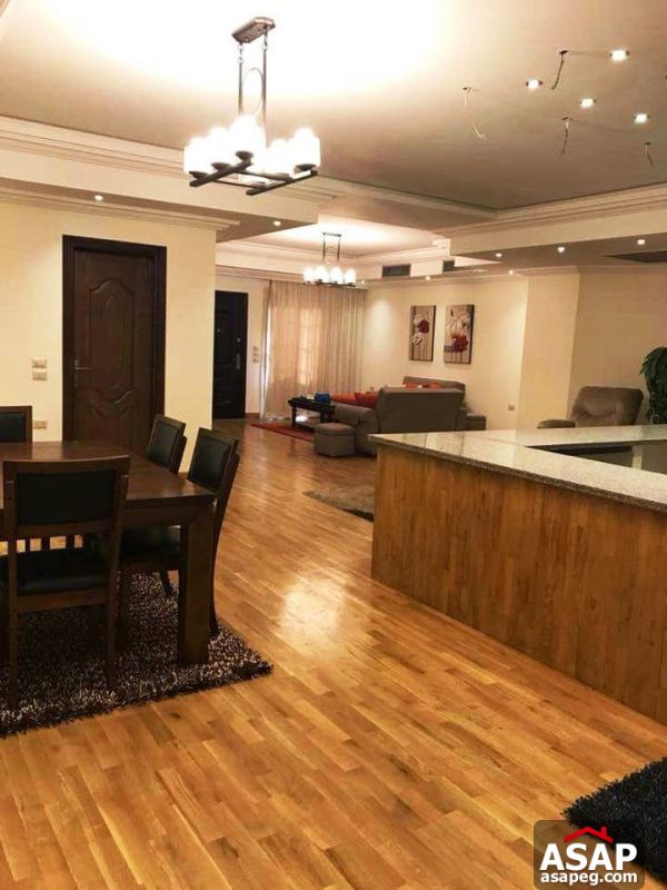 Apartment for Rent in Lake View