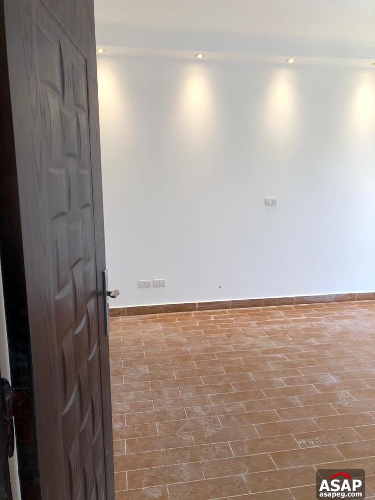 Semi Furnished Apartment for Rent in Eastown