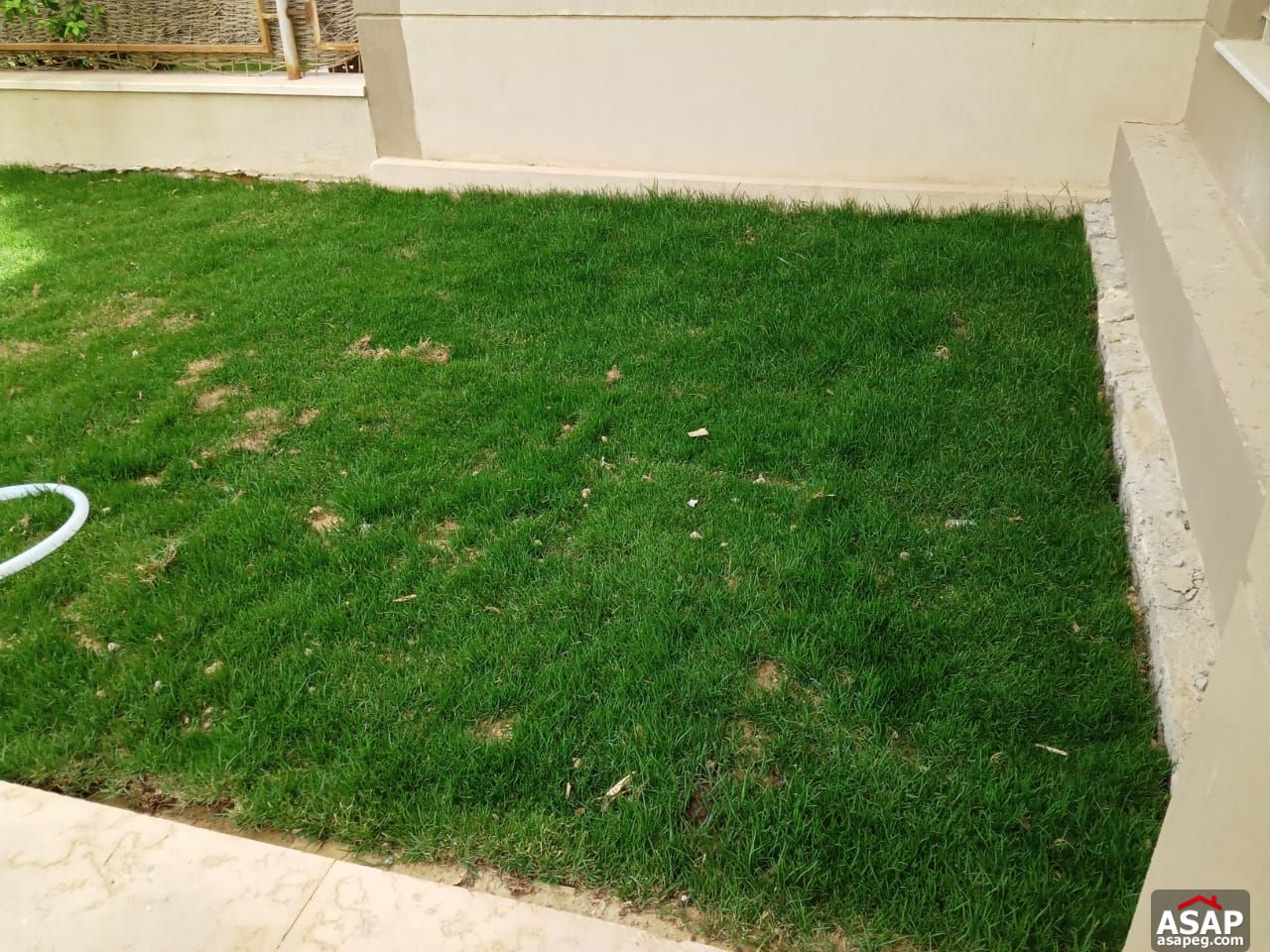 Ground Floor for Rent in Village Gate