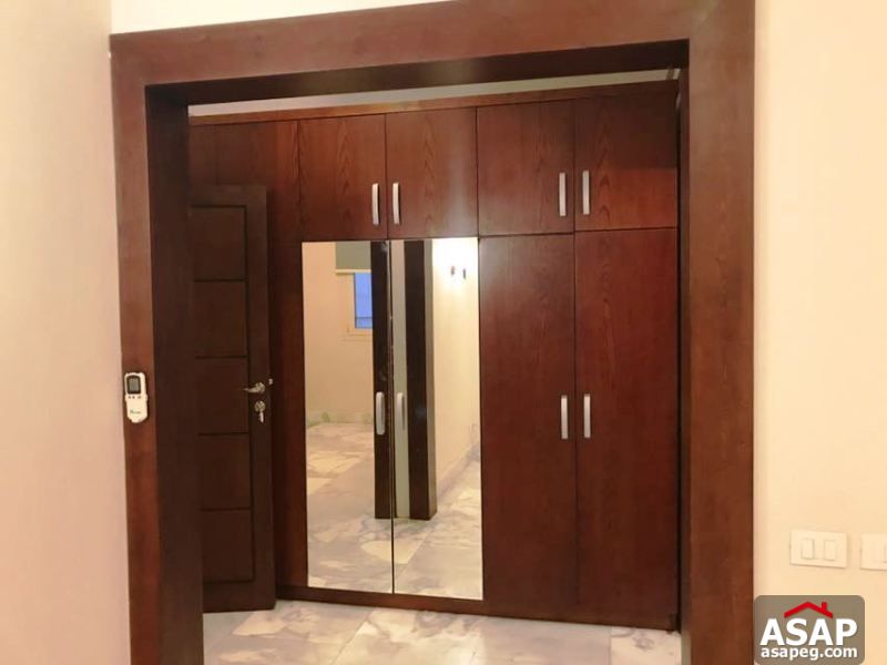 Apartment for Rent in West Golf Apartment for Rent in West Golf