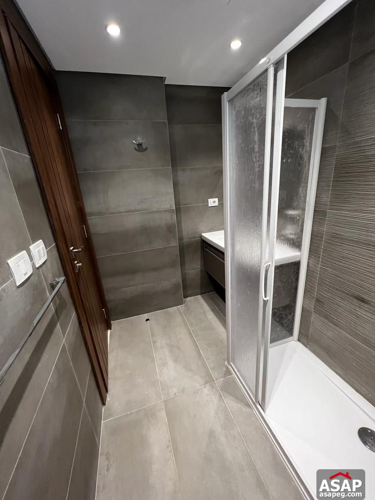 Rent Apartment in Eastown Compound