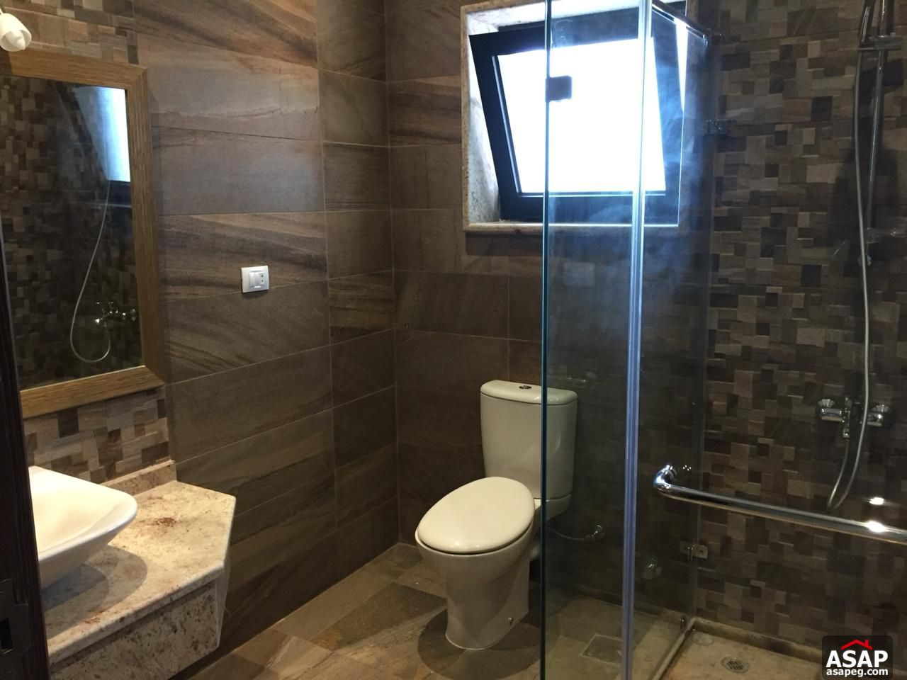 Modern Flat with Pool View for Rent in The WaterWay Modern Flat with Pool View for Rent in The WaterWay