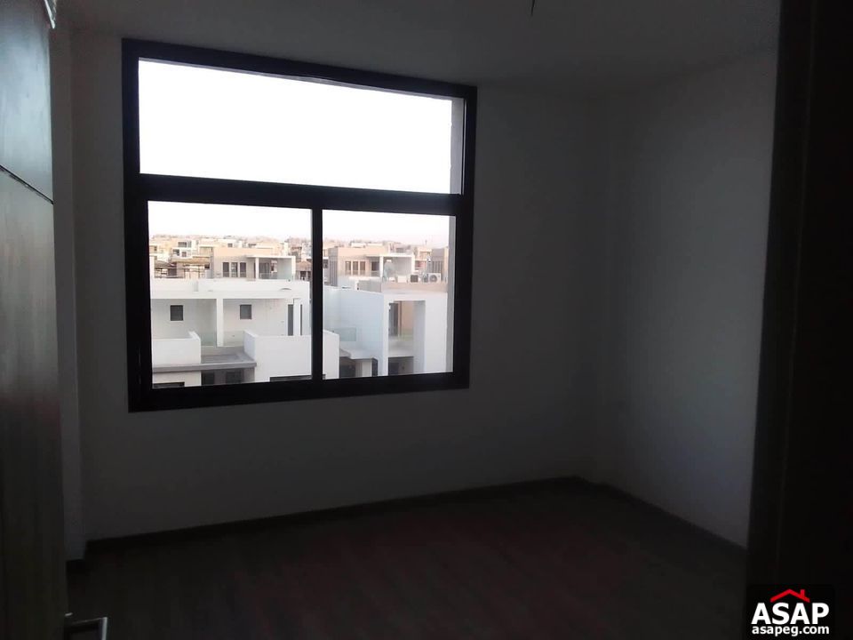 Penthouse for Rent in Fifth Square Penthouse for Rent in Fifth Square